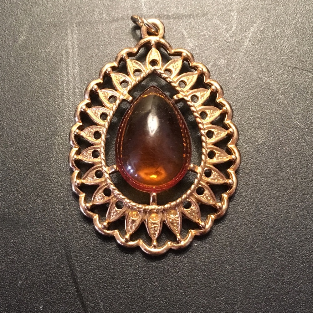 Vintage Amber Color Tear Drop for Necklace